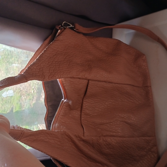 Vince Camuto Purse - Picture 6 of 6